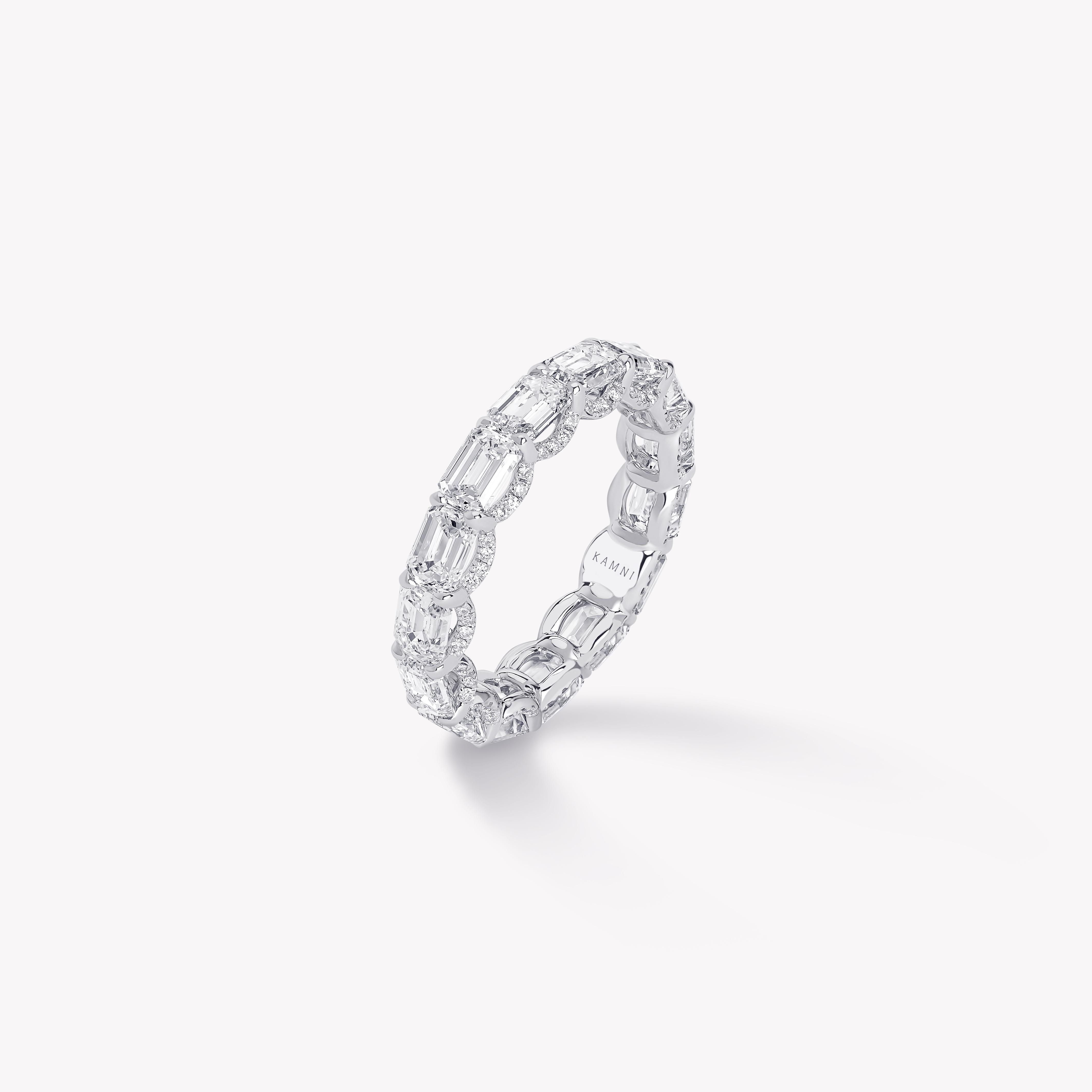 EMERALD ETERNITY RING