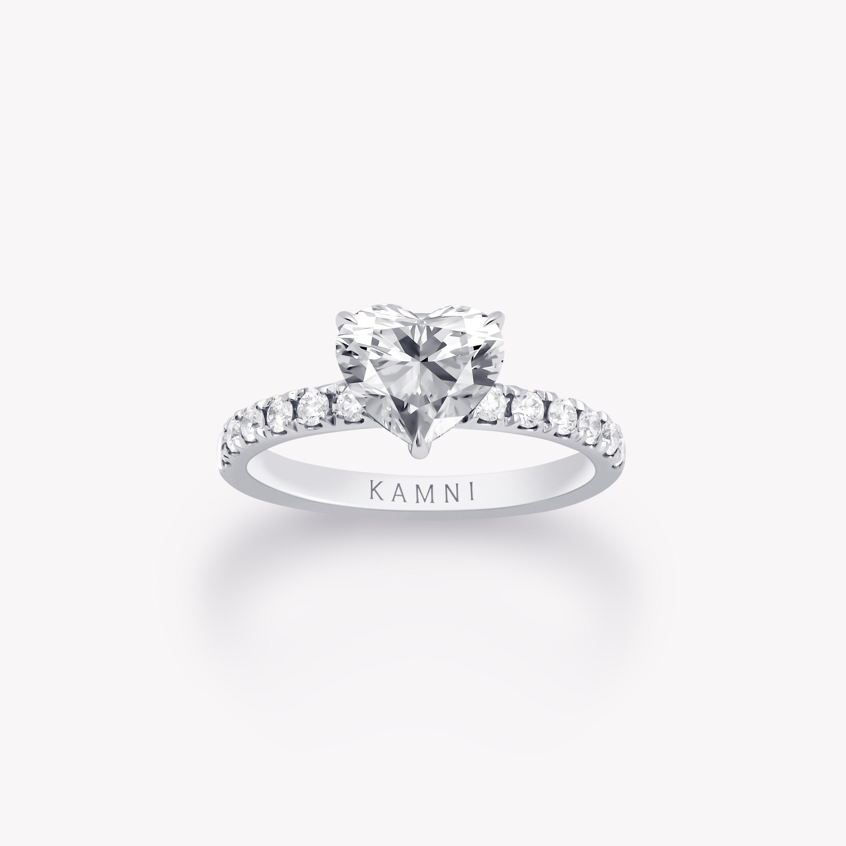 Heart diamond engagement ring