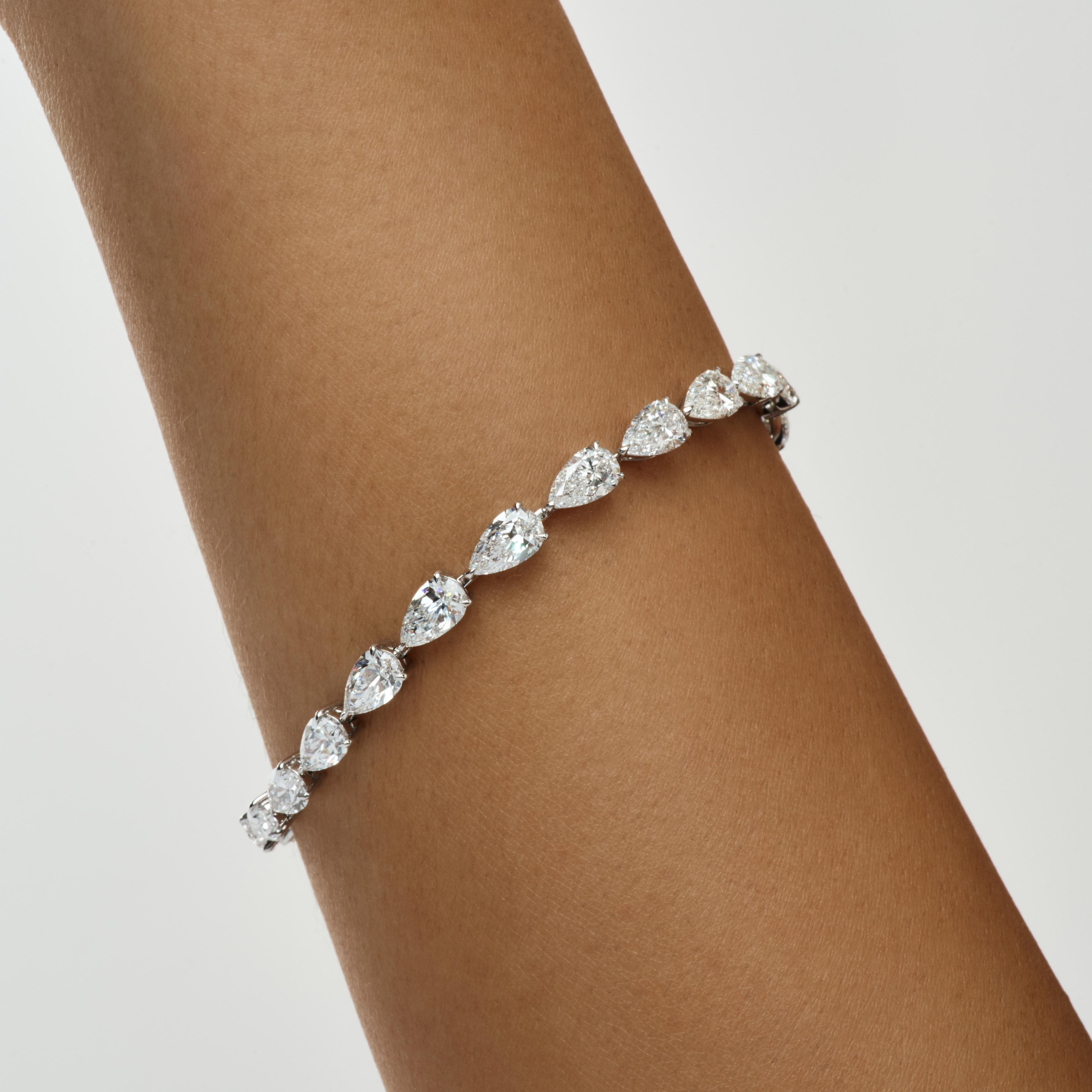 Pear cut tennis bracelet