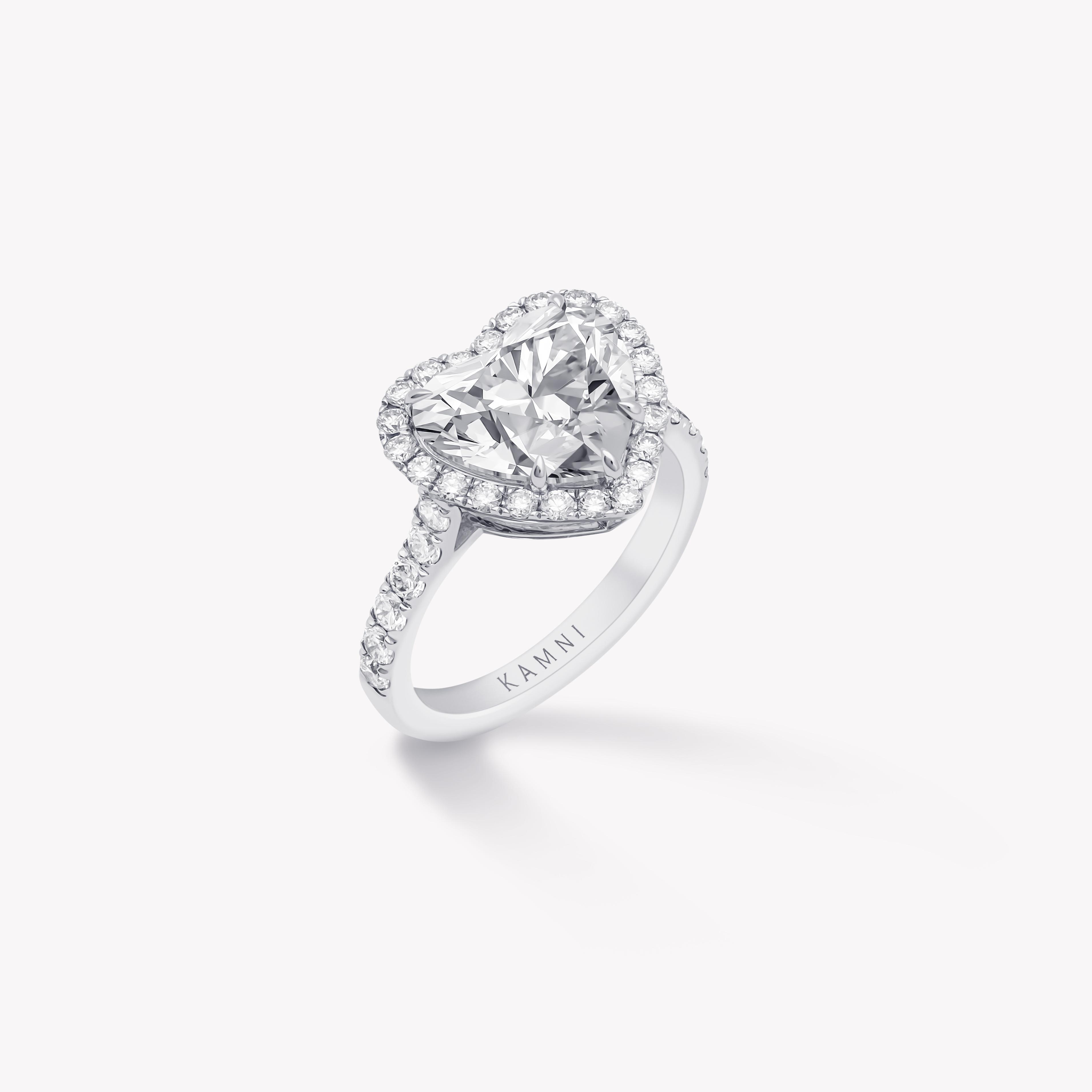 Heart halo ring 