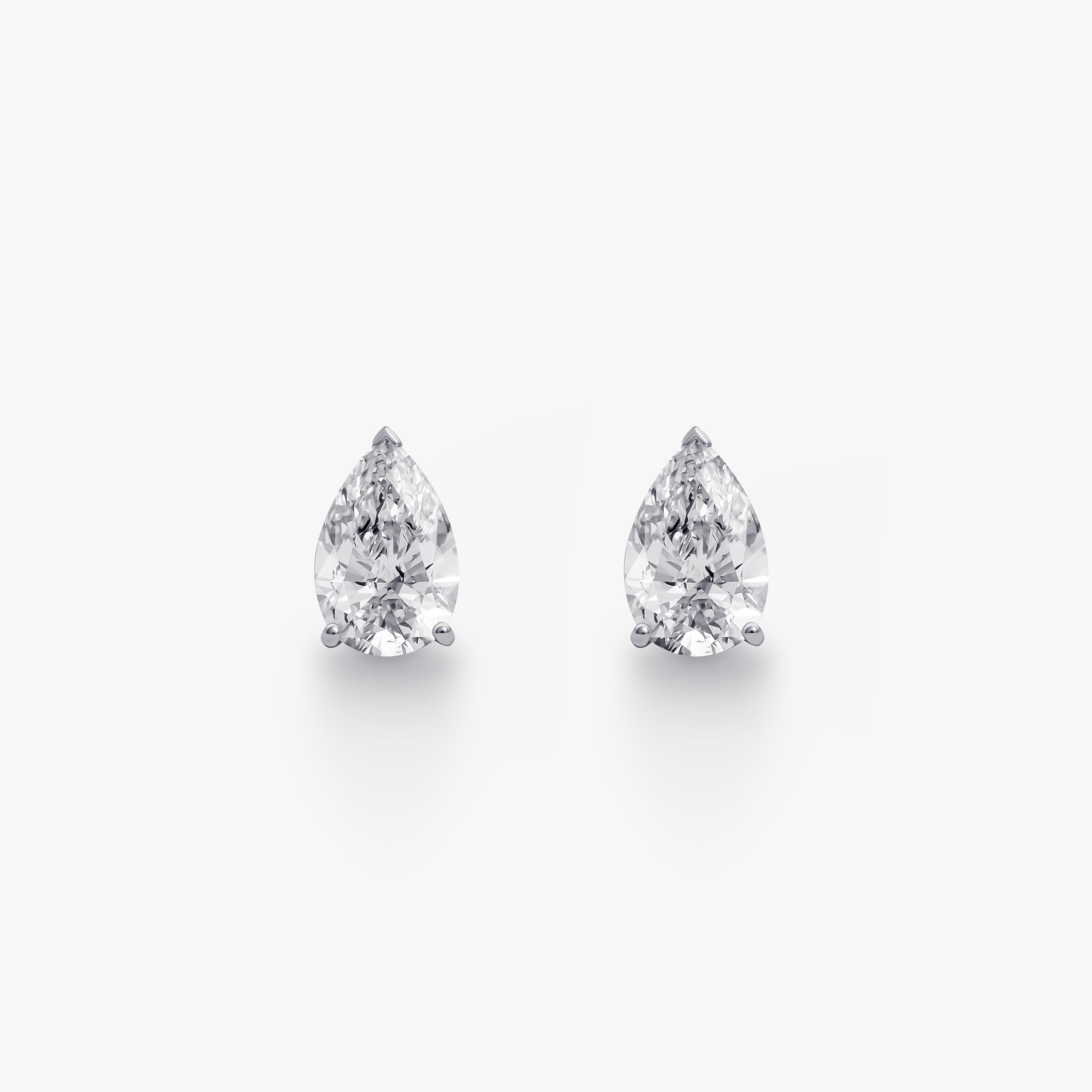 Pear stud earrings 