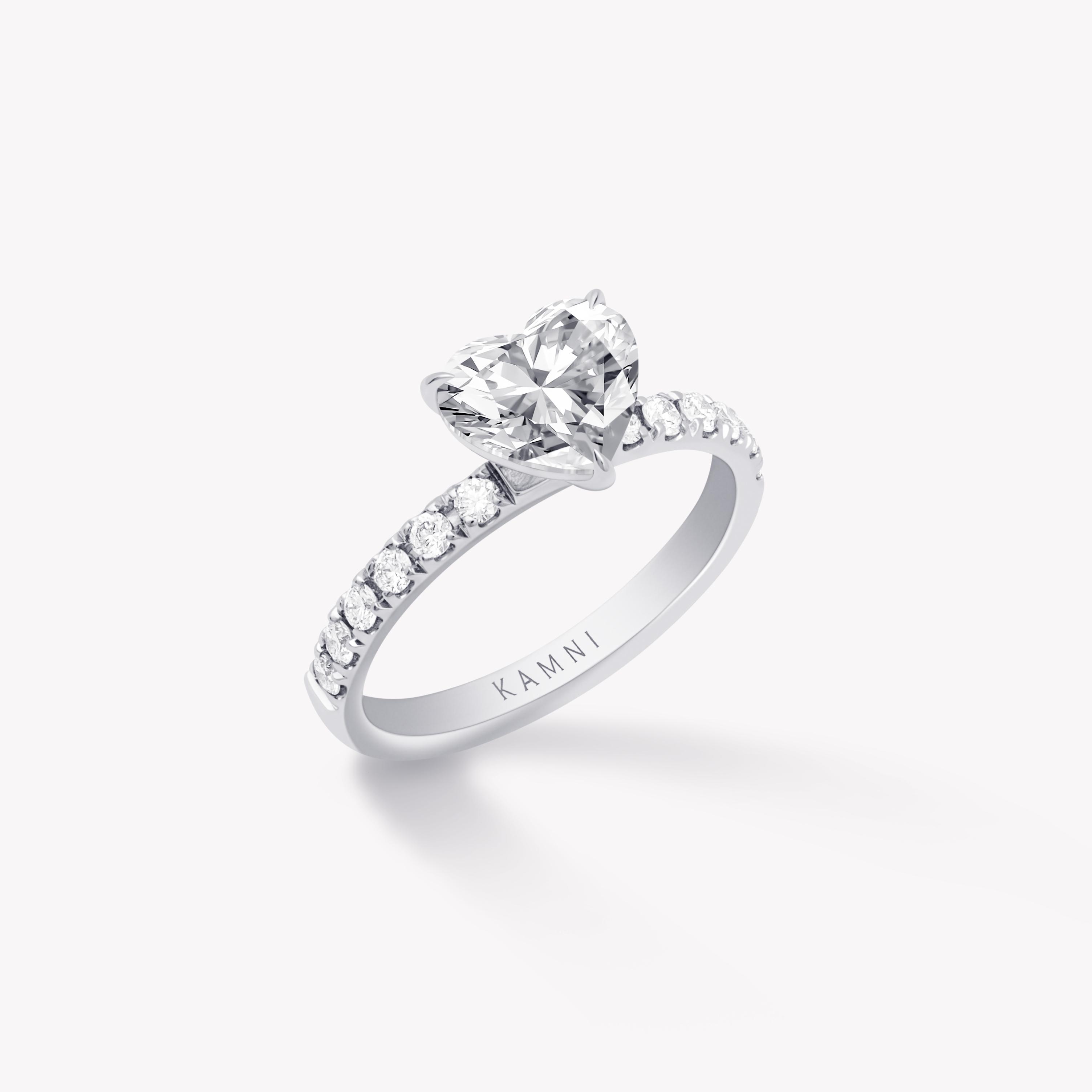 Heart diamond engagement ring