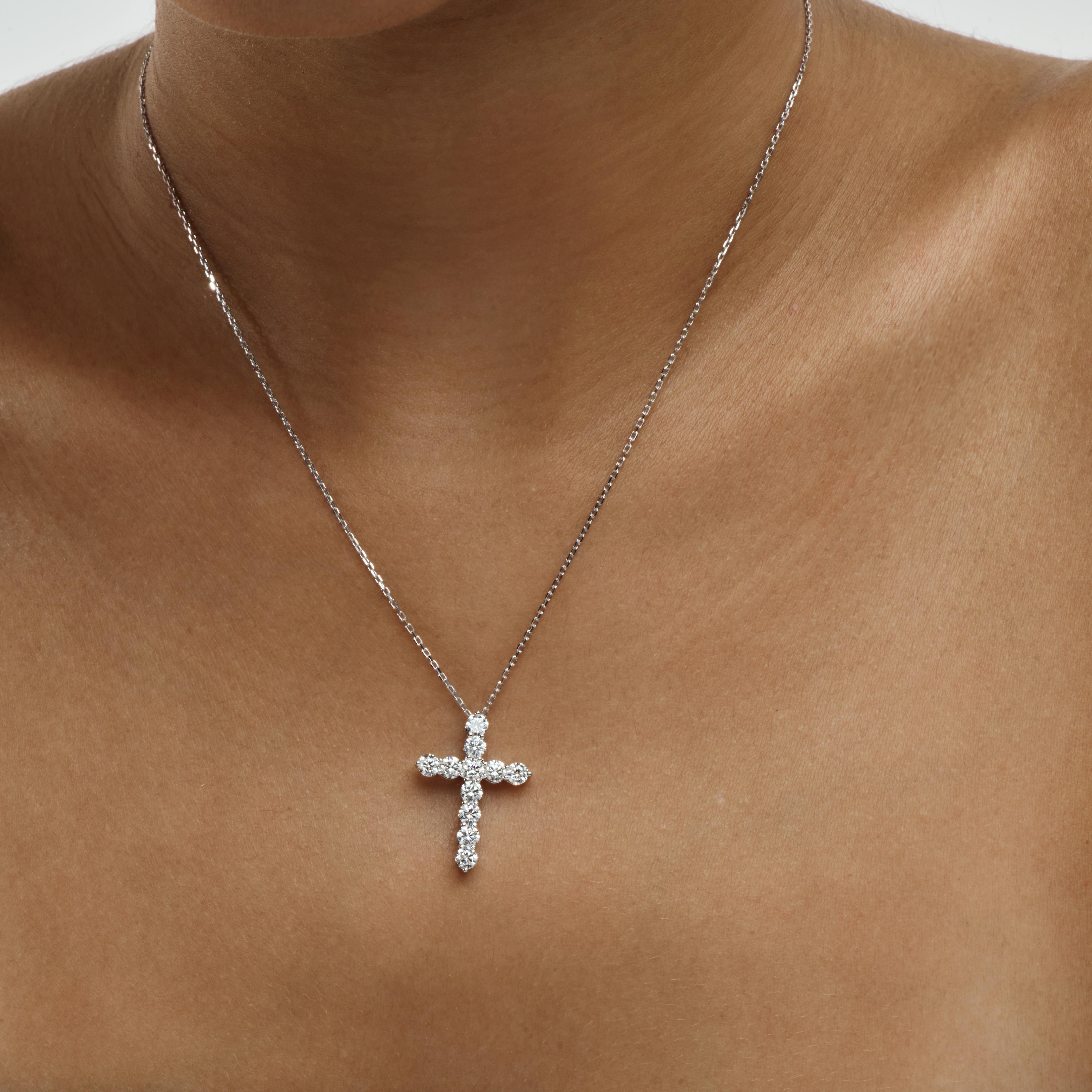Diamond cross