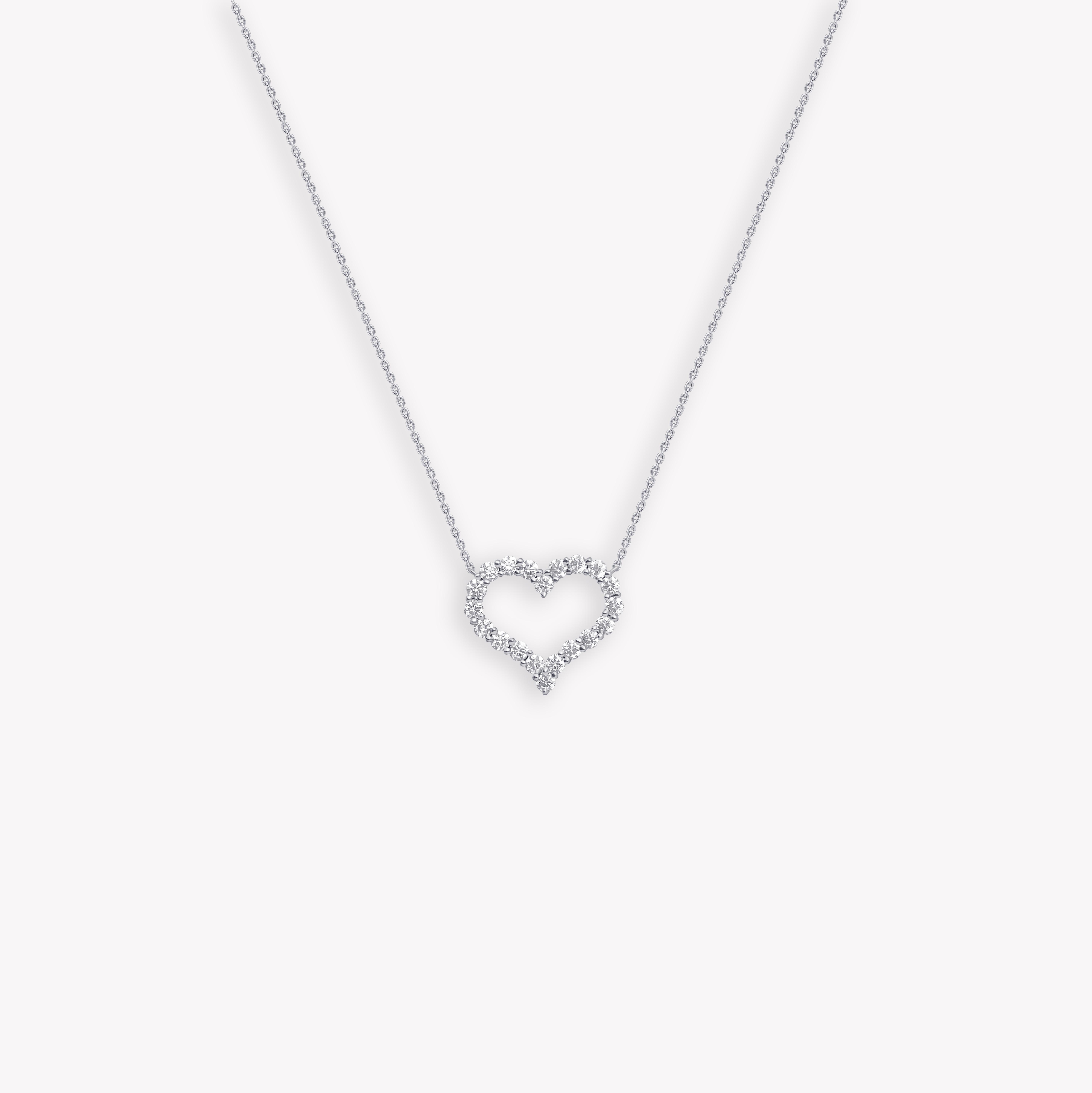 Heart shape diamond pendant 